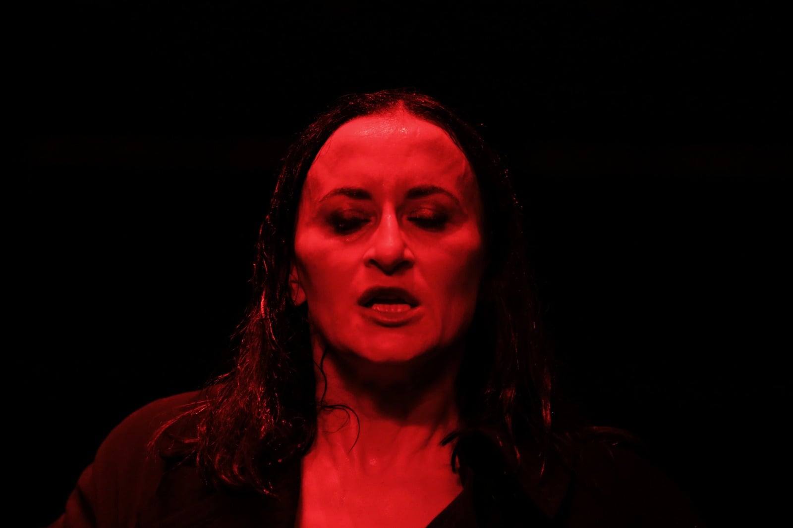 NO MAKE UP – ONE WOMAN SHOW
